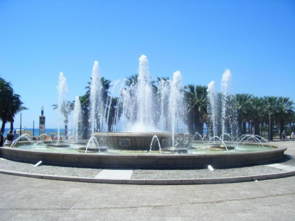 Apartamentos Intersalou Priorat Bagian luar foto