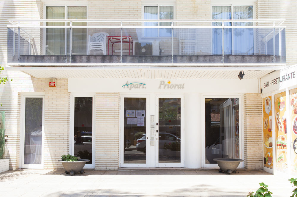 Apartamentos Intersalou Priorat Bagian luar foto