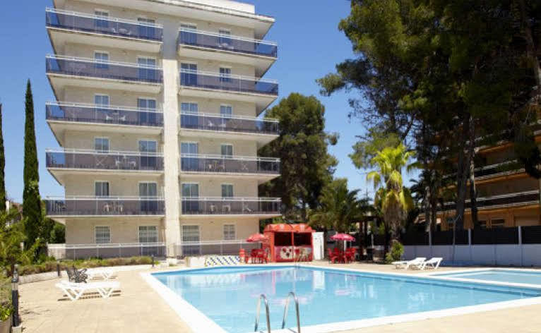Apartamentos Intersalou Priorat Bagian luar foto